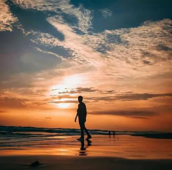 Pantai Kedu Kalianda, Surganya Pecinta Sunset!